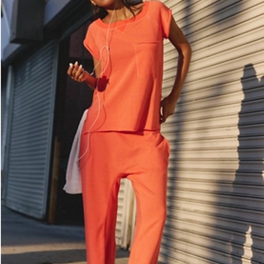 Free People One to Beat Set color Summer Poppy size medium NWT
